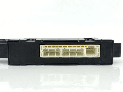 Electronic module TOYOTA COROLLA Saloon (_E21_) 1.8 VVTi Hybrid (ZWE211, MZEA12) | BP38048100M83 - Image 3