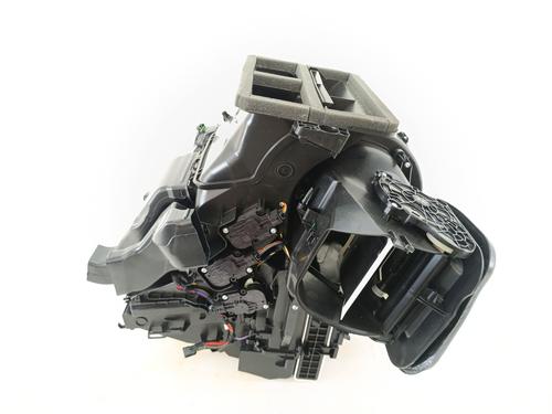 Heater matrix box BMW 1 (F40) 118 d | BP38112636M61 - Image 6