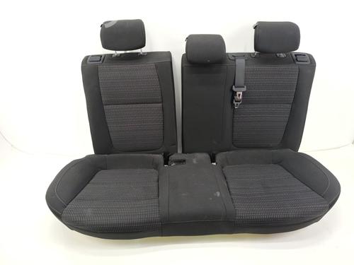 rear-seat-kia-stonic-yb-2017-40534615 main image