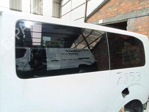 rear-left-quarter-glass-peugeot-traveller-bus-v_-2016-34397442 main image