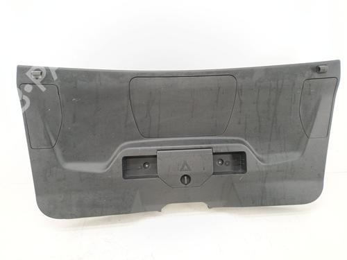 Guarnecido del maletero Guarnecido del maletero PEUGEOT 3008 II SUV (MC_, MR_, MJ_, M4_) 1.6 PureTech 180 (M45GFR, M45GFU) (181 hp) 37197090 37197090