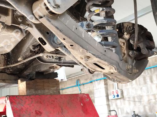 Used Right rear suspension arm HYUNDAI TUCSON (TL, TLE) 1.6 GDi (132 hp) 29973186