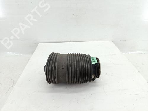 Used Left rear shock absorber MERCEDES-BENZ C-CLASS (W205) C 350 e (205.047) (211 hp) 29745494
