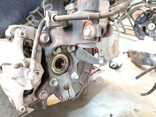Used Right front steering knuckle Right front steering knuckle MAZDA CX-30 (DM) SKYACTIV-G M Hybrid (DM5W, DM6W) (150 hp) 34544292 34544292