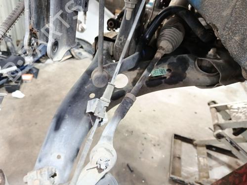 Venstre fortil bærearm KIA STONIC (YB) 1.2 CVVT (84 hp) 32138159