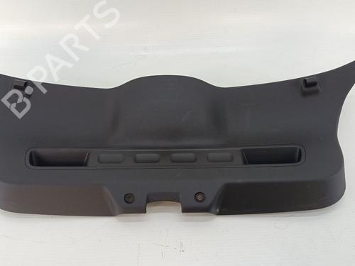 Used Boot lining CITROËN C3 III (SX) 1.5 BlueHDi 100 (SXYHYP, SXYHTU) (102 hp) 32235384