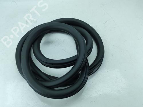 Used Rubber door seal OPEL CORSA F (P2JO) 1.2 (68) (101 hp) 29998957