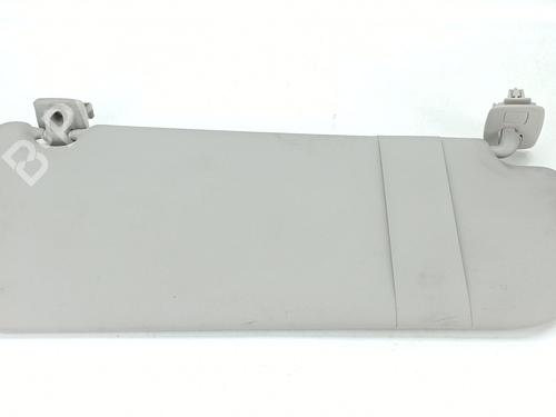 Used Right sun visor Right sun visor 37074573 37074573