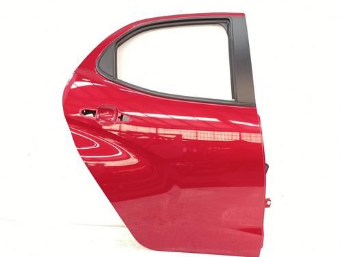 right-rear-door-toyota-yaris-_p21_-_pa1_-_ph1_-2020-39592471 main image
