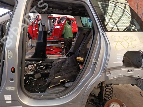 Gummiliste Gummiliste CITROËN C3 AIRCROSS II (2R_, 2C_) 1.5 BlueHDi 120 (2CYHXX) (120 hp) 34649209 34649209