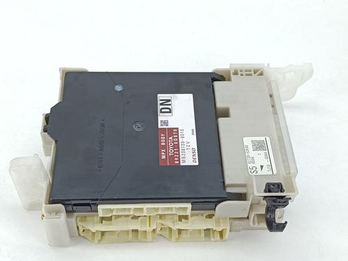 Used Fuse box Fuse box TOYOTA YARIS (_P13_) 1.0 (KSP130) (72 hp) 33399697 33399697