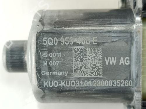 Right rear window motor SEAT ATECA (KH7, KHP) 1.5 TSI | BP32524894E22