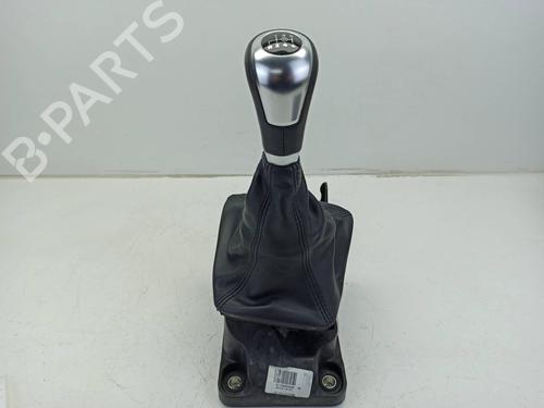 Used Gear lever MERCEDES-BENZ A-CLASS (W176) [2012-2018]  8945430