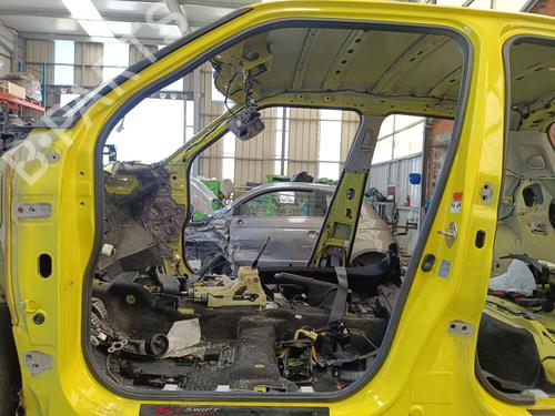 Gummiliste Gummiliste SUZUKI SWIFT V (AZ) 1.4 Sport (A2L414, ZC33S) (140 hp) 36448607 36448607