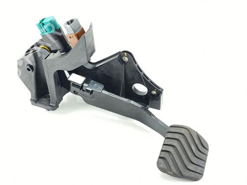 Used Break pedal RENAULT ARKANA I (LCM_, LDN_) [2019-2026]  31328513