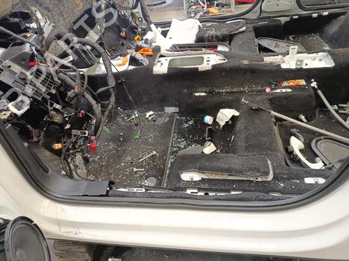 Gummiliste SEAT ATECA (KH7, KHP) 1.5 TSI | BP38303125C142 - Image 2