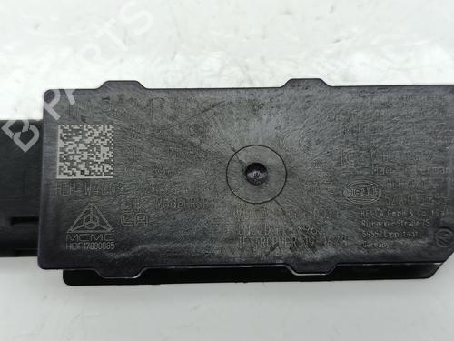 antennabase-vw-golf-viii-cd1-da1-2019-36017966 main image