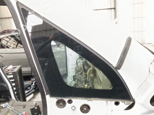 Used Front right quarter glass Front right quarter glass NISSAN NV200 / EVALIA Bus 1.5 dCi 90 (M20, M20M) (90 hp) 40531851 40531851