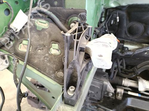 Engine mount PEUGEOT 308 III (FB_, FH_, FP_, F3_, FM_) BlueHDi 130 (FBYHZL, FBYHZT) | BP30078560M89 