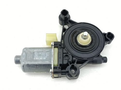 Used Right front window motor Right front window motor SEAT LEON Sportstourer (KL8, KLD) 1.0 TSI (110 hp) 34445698 34445698