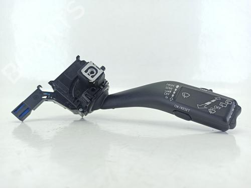 Used Steering column stalk SEAT ALTEA XL (5P5, 5P8) 1.9 TDI (105 hp) 13349729