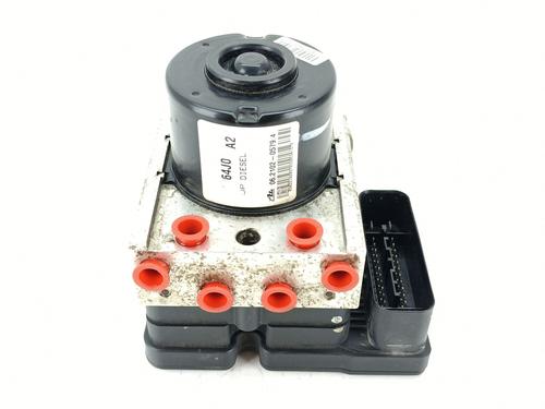 Módulo de ABS SUZUKI GRAND VITARA II (JT, TE, TD) 1.9 DDiS All-wheel Drive (JT419, TD44, JB419WD, JB419XD,... (129 hp) 31591619