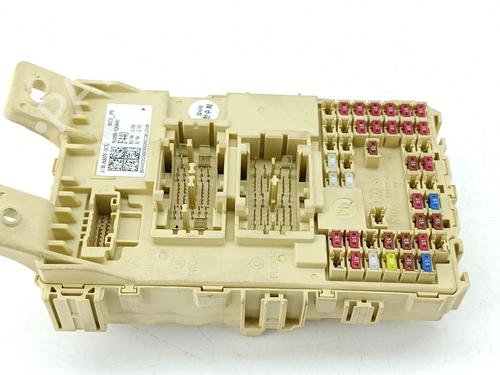 Used Fuse box Fuse box 39266071 39266071