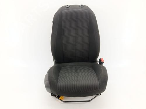 Used Right front seat Right front seat PEUGEOT 308 SW II (LC_, LJ_, LR_, LX_, L4_) 1.6 BlueHDi 120 (120 hp) 35950803 35950803