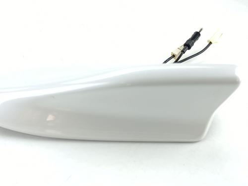 Antenna/Base MITSUBISHI OUTLANDER III (GG_W, GF_W, ZJ, ZL, ZK) Plug-in Hybrid (GG2W) | BP28513517C140 
