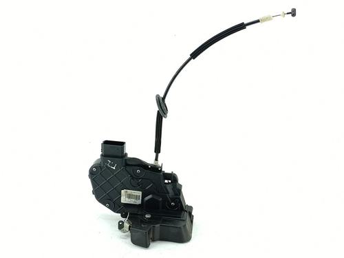 rear-left-lock-land-rover-discovery-iv-l319-2009-2010-2011-2012-2013-2014-2015-2016-2017-2018-37073952 main image