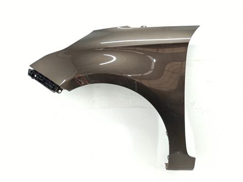 left-front-fenders-kia-carens-iv-2013-37873604 main image