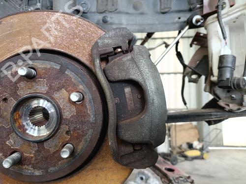 Used Right front brake caliper Right front brake caliper 37491688 37491688