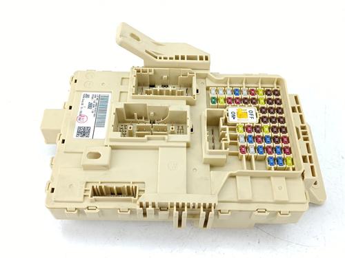 Used Fuse box Fuse box HYUNDAI KONA (OS, OSE, OSI) 1.6 CRDi (116 hp) 40498367 40498367