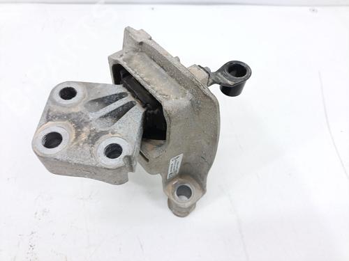 Used Engine mount Engine mount FORD PUMA (J2K, CF7) 1.0 EcoBoost (125 hp) 39746823 39746823