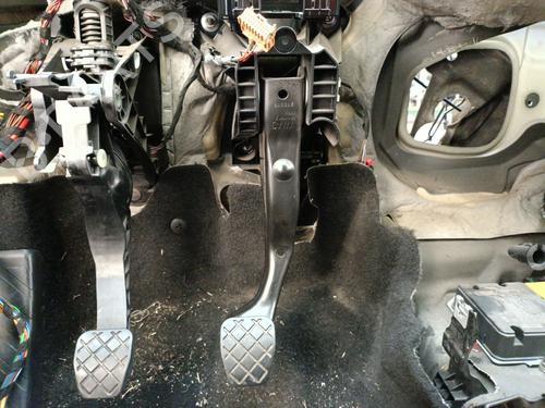 Bremsepedal VW GOLF VII Variant (BA5, BV5) 1.6 TDI (115 hp) 30685726