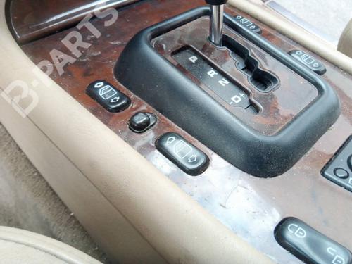 Used Left rear window switch Left rear window switch MERCEDES-BENZ M-CLASS (W163) ML 270 CDI (163.113) (163 hp) 9367877 9367877