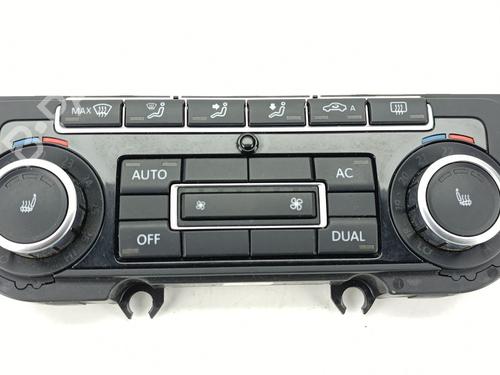 Used Climate control VW GOLF VI (5K1) 2.0 GTi (210 hp) 31043434