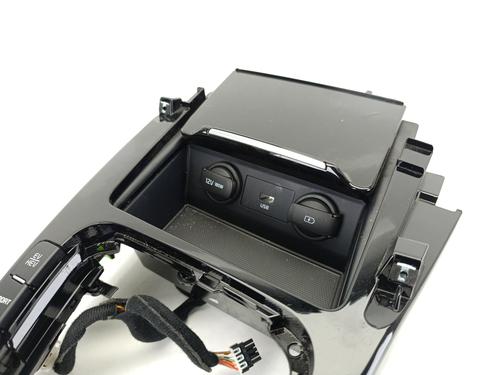 Middle console KIA XCEED (CD) 1.4 T-GDI | BP30197058I22 