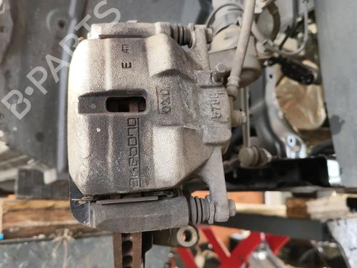 Remklauw rechts voor NISSAN QASHQAI II (J11, J11_) 1.3 DIG-T (140 hp) 30698061