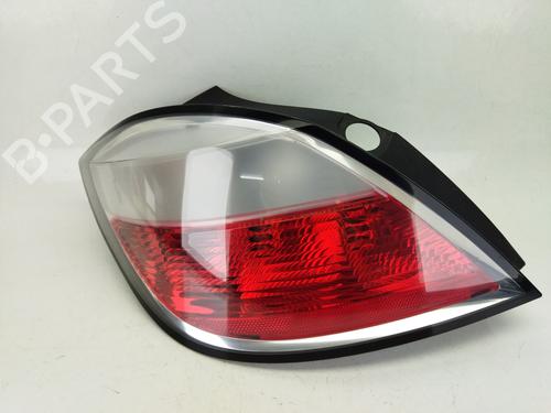 Used Left taillight OPEL ASTRA H (A04) [2004-2014]  9531970