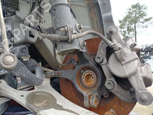 Used Left front steering knuckle CITROËN C4 III (BA_, BB_, BC_) 1.2 PureTech 130 (BAHNSA, BAHNSB) (130 hp) 32414661