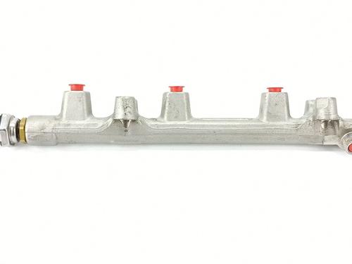 Injection rail SEAT ARONA (KJ7, KJP) 1.0 TSI | BP32421363M98 - Image 2