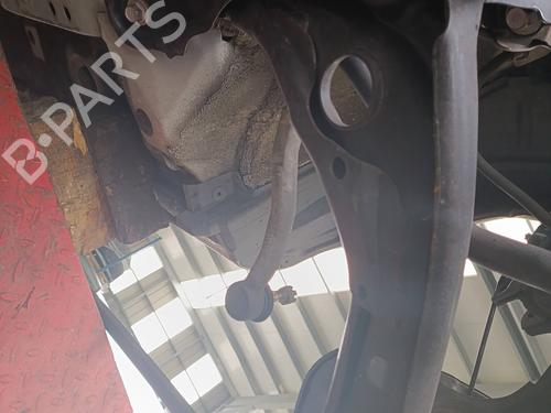 Querlenker links vorne für TOYOTA YARIS (_P13_) 1.4 D (NLP130_, NLP130) (90 hp) 26548124