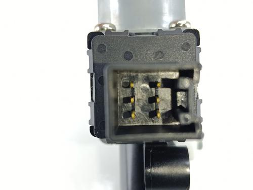Left front window motor MAZDA 3 (BM, BN) 2.2 D | BP38594044E21 - Image 4