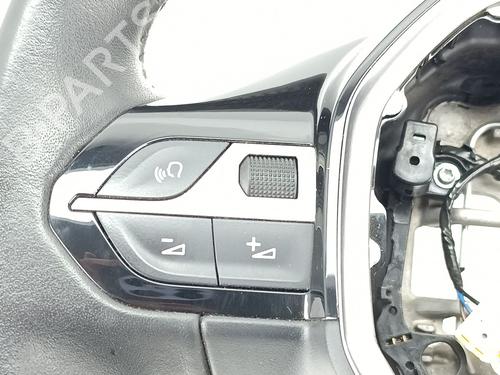 Steering wheel PEUGEOT 2008 II (UD_, US_, UY_, UJ_, UR_, UC_) 1.2 PureTech 130 (USHNS, URHNS) | BP30931824C49