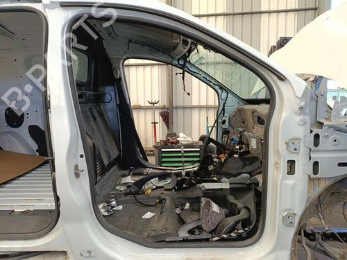 Gummilist Gummilist RENAULT EXPRESS Box Body/MPV [2021-2026] 37521665 37521665