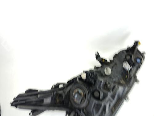 Left headlight TOYOTA COROLLA Saloon (_E21_) 1.8 VVTi Hybrid (ZWE211, MZEA12) | BP38065209C28 - Image 8