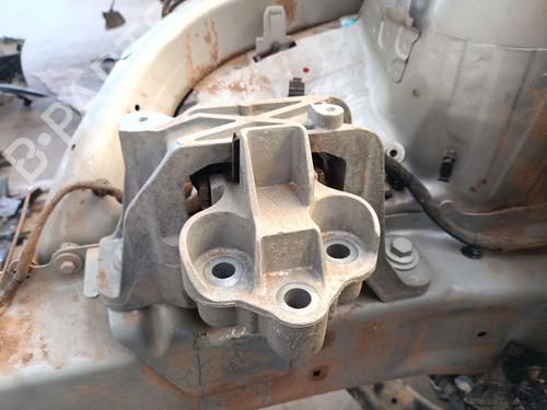 Used Engine mount FORD FOCUS IV (HN) 1.0 EcoBoost (125 hp) 29863151
