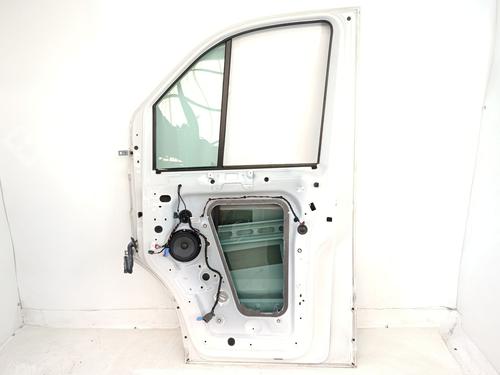 right-front-door-vw-crafter-van-sy_-sx_-2016-34244603 main image