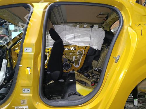 rubber-door-seal-peugeot-208-ii-ub_-up_-uw_-uj_-2019-32410181 main image